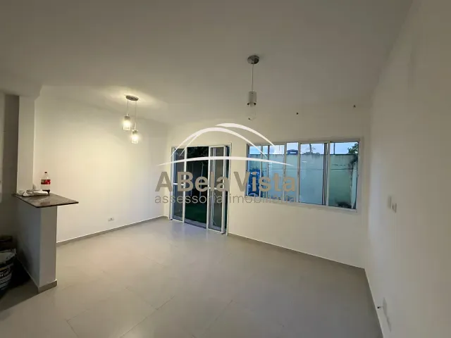 Casa com 133m² 3 quartos e 2 banheiros, para alugar, no bairro Chácara do Carmo em Vargem Grande Paulista