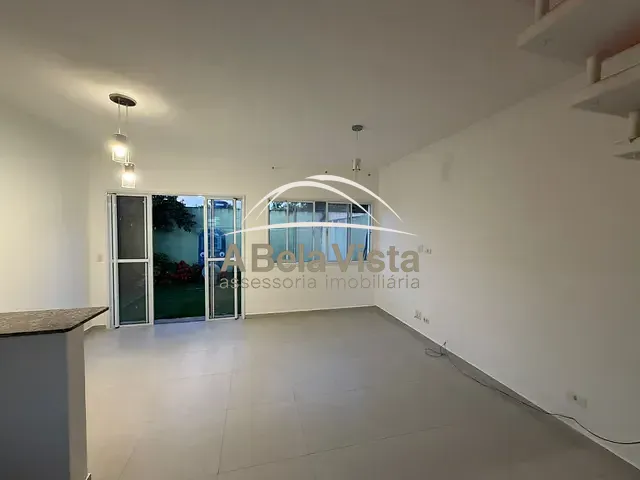 Casa com 133m² 3 quartos e 2 banheiros, para alugar, no bairro Chácara do Carmo em Vargem Grande Paulista