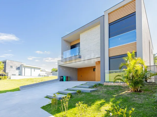 Casa com 490m² 4 quartos e 7 banheiros, à venda, no bairro Alphaville em Santana de Parnaíba