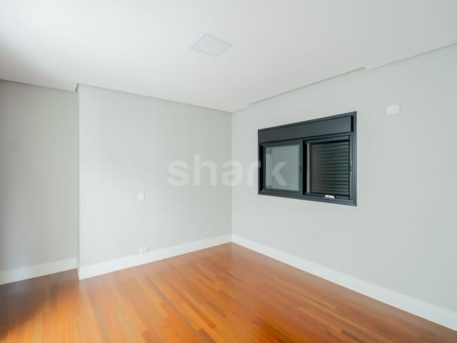 Casa com 488m² 4 quartos e 7 banheiros, à venda, no bairro Paiol Velho em Santana de Parnaíba
