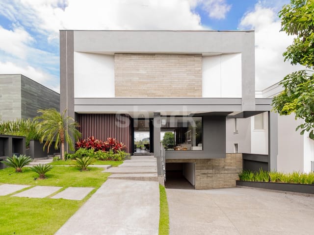 Casa com 488m² 4 quartos e 7 banheiros, à venda, no bairro Paiol Velho em Santana de Parnaíba