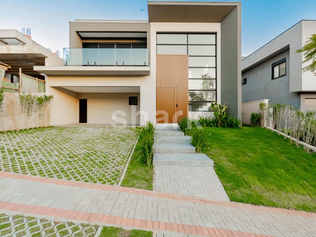 Casa com 420m² 4 quartos e 6 banheiros, à venda, no bairro Cidade Tamboré em Santana de Parnaíba