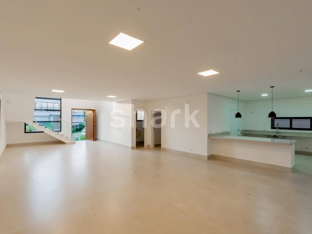 Casa com 420m² 4 quartos e 6 banheiros, à venda, no bairro Cidade Tamboré em Santana de Parnaíba