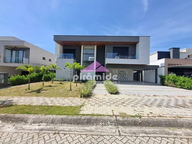 Casa com 720m² 4 quartos e 6 banheiros, à venda, no bairro Urbanova em São José dos Campos