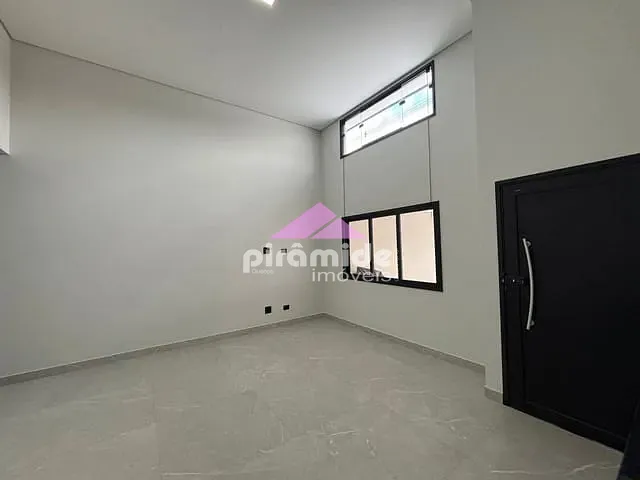 Casa 3 quartos e 3 banheiros, à venda, no bairro Portal dos Passaros em São José dos Campos