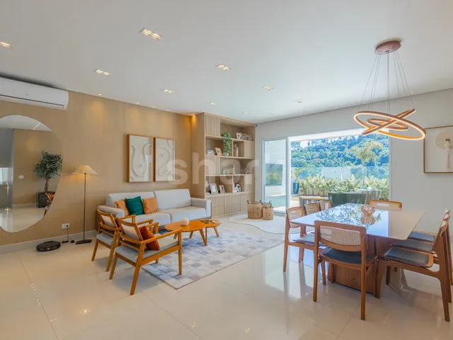 Casa com 420m² 4 quartos e 7 banheiros, à venda, no bairro Alphaville em São Paulo
