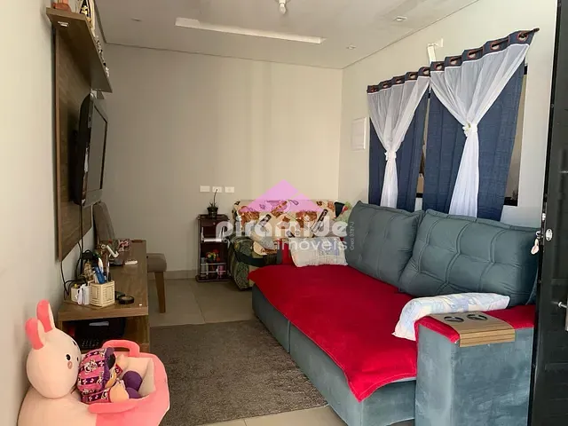 Casa com 244m² 3 quartos e 2 banheiros, à venda, no bairro Jardim Santa Júlia em São José dos Campos
