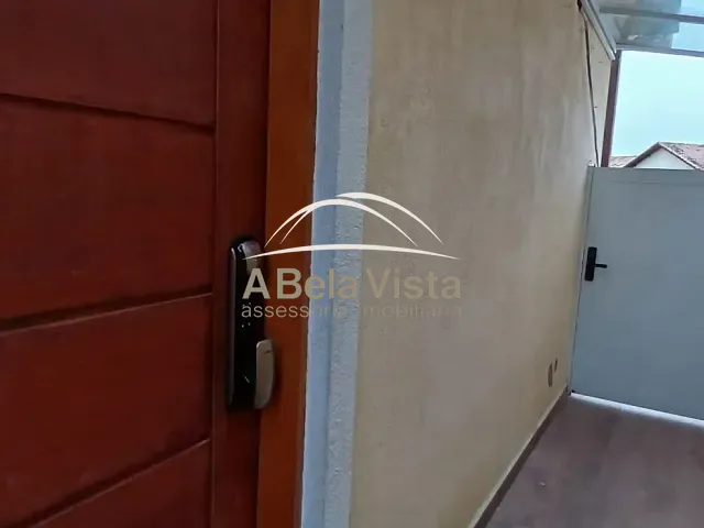 Casa com 211m² 3 quartos e 2 banheiros, à venda, no bairro Chácara Pavoeiro em Cotia