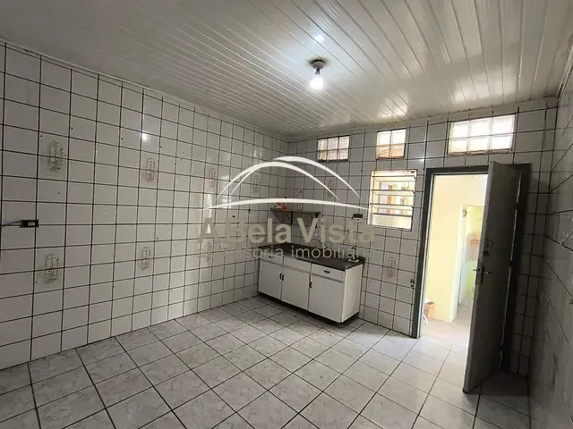 Casa com 30m² 1 quarto e 1 banheiro, para alugar, no bairro Vila Osasco em Osasco