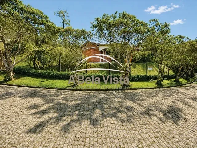 Casa com 2664m² 4 quartos e 5 banheiros, à venda, no bairro Granja Viana II em Cotia
