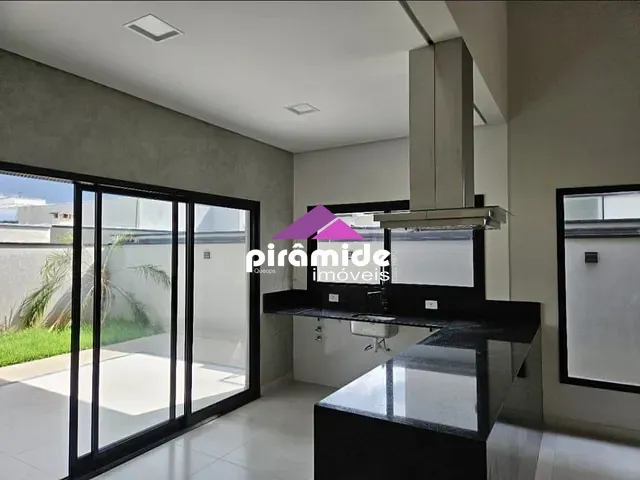 Casa 3 quartos e 3 banheiros, à venda, no bairro Bairro do Grama em Caçapava