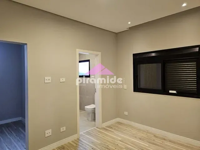Casa 3 quartos e 3 banheiros, à venda, no bairro Bairro do Grama em Caçapava