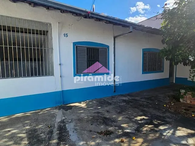 Casa com 250m² 2 quartos e 2 banheiros, para alugar, no bairro Parque Industrial em São José dos Campos