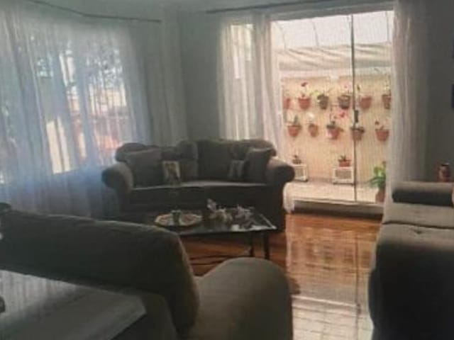 Casa com 450m² 4 quartos e 6 banheiros, à venda, no bairro Alphaville em Santana de Parnaíba