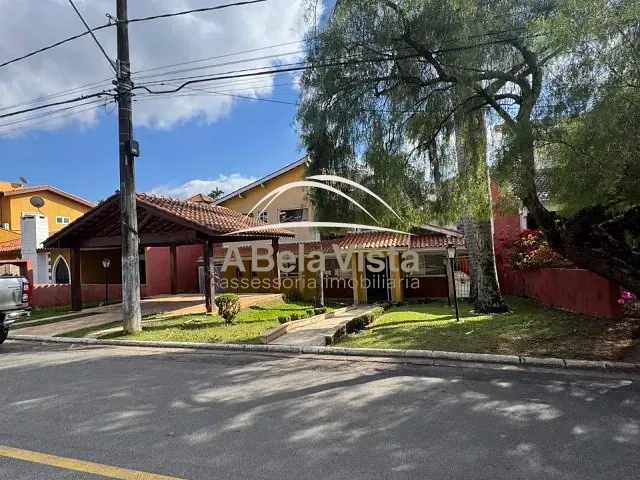Casa com 640m² 3 quartos e 1 banheiro, para alugar, no bairro Jardim do Golf I em Jandira