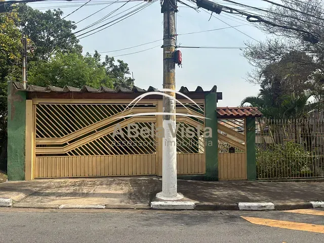 Casa com 271m² 2 quartos e 2 banheiros, à venda, no bairro Bela Vista em Osasco