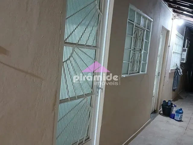 Casa 2 quartos e 1 banheiro, para alugar, no bairro Bosque dos Eucaliptos em São José dos Campos
