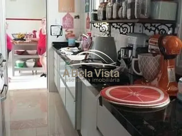Casa com 250m² 2 quartos e 2 banheiros, para alugar, no bairro I.A.P.I. em Osasco