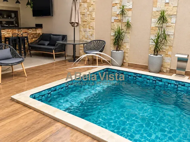 Casa 3 quartos e 5 banheiros, à venda, no bairro Jardim das Flores em Osasco