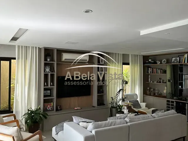Casa 3 quartos e 5 banheiros, à venda, no bairro Jardim das Flores em Osasco