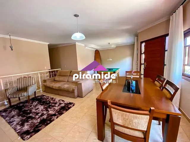 Casa 4 quartos e 2 banheiros, à venda, no bairro Jardim Esplanada em São José dos Campos
