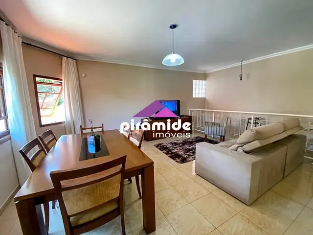 Casa 4 quartos e 2 banheiros, à venda, no bairro Jardim Esplanada em São José dos Campos