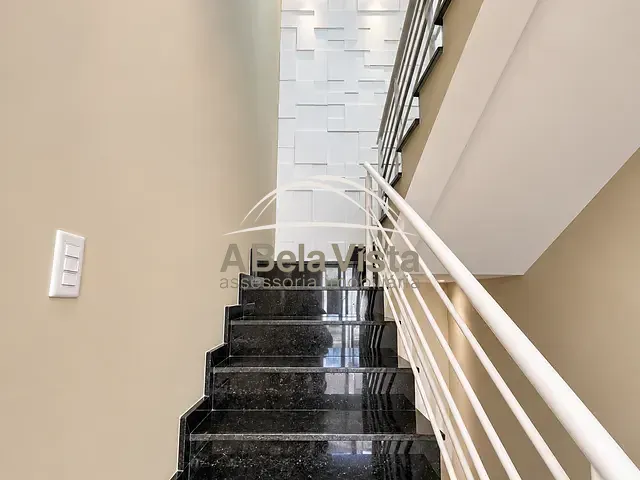Casa com 140m² 2 quartos e 2 banheiros, para alugar, no bairro Vila Osasco em Osasco