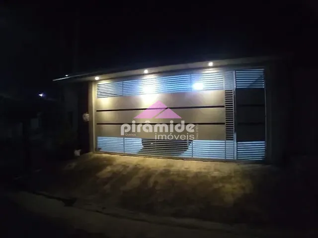 Casa com 140m² 3 quartos e 2 banheiros, à venda, no bairro Jardim Santa Júlia em São José dos Campos
