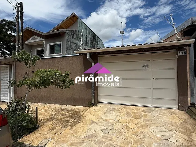 Casa com 265m² 3 quartos e 2 banheiros, à venda, no bairro Jardim Portugal em São José dos Campos