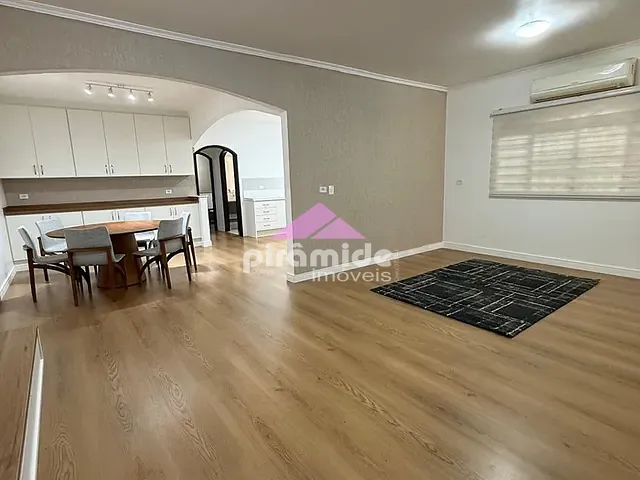 Casa com 265m² 3 quartos e 2 banheiros, à venda, no bairro Jardim Portugal em São José dos Campos