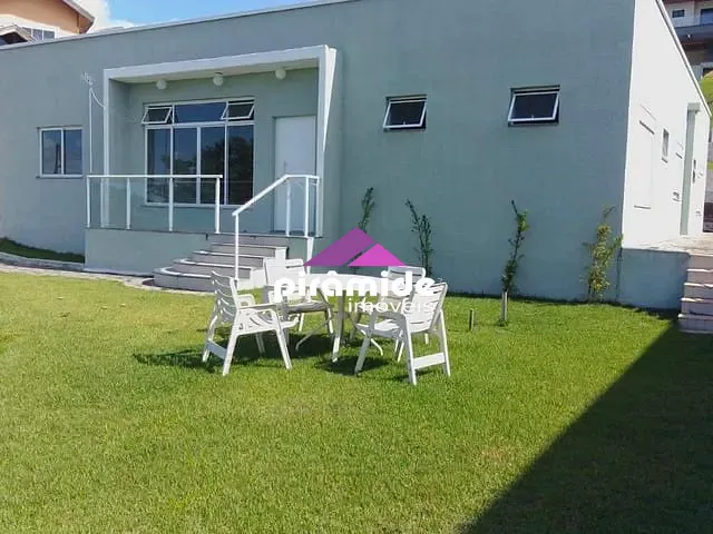Casa 3 quartos e 3 banheiros, à venda ou para alugar, no bairro Condomínio Residencial Mirante do Vale em Jacareí