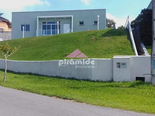 Casa 3 quartos e 3 banheiros, à venda ou para alugar, no bairro Condomínio Residencial Mirante do Vale em Jacareí