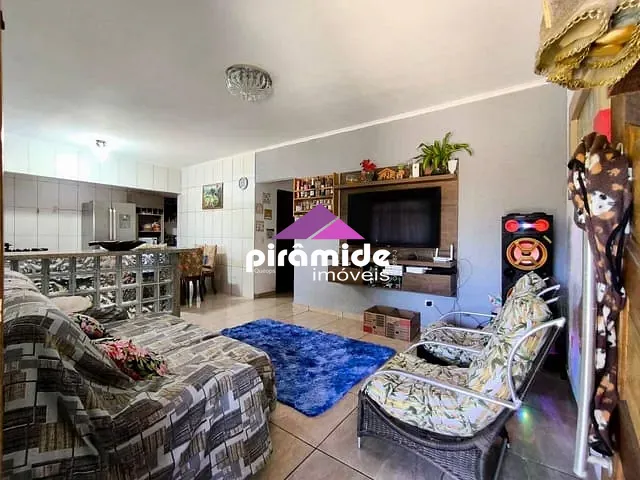 Casa com 280m² 3 quartos e 3 banheiros, à venda, no bairro Pontal de Santa Marina em Caraguatatuba