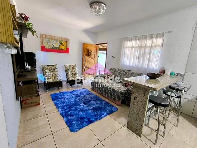 Casa com 280m² 3 quartos e 3 banheiros, à venda, no bairro Pontal de Santa Marina em Caraguatatuba