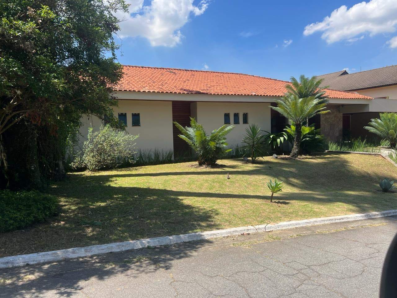 Casa em Alphaville — foto 1