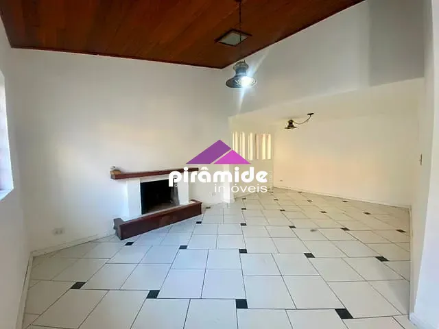 Casa 3 quartos e 1 banheiro, à venda, no bairro Jardim Esplanada em São José dos Campos