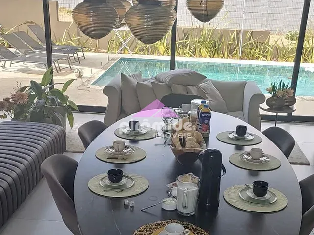 Casa 4 quartos e 6 banheiros, à venda ou para alugar, no bairro Condomínio Residencial Monaco em São José dos Campos