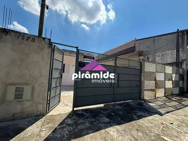 Casa 2 quartos e 1 banheiro, à venda, no bairro Cidade Morumbi em São José dos Campos