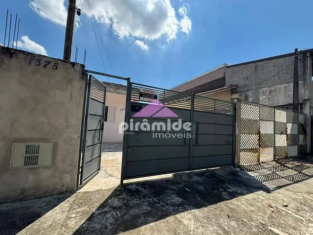 Casa 2 quartos e 1 banheiro, à venda, no bairro Cidade Morumbi em São José dos Campos