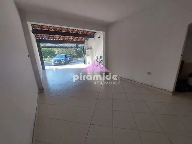 Casa 3 quartos e 1 banheiro, à venda, no bairro Jardim das Indústrias em São José dos Campos