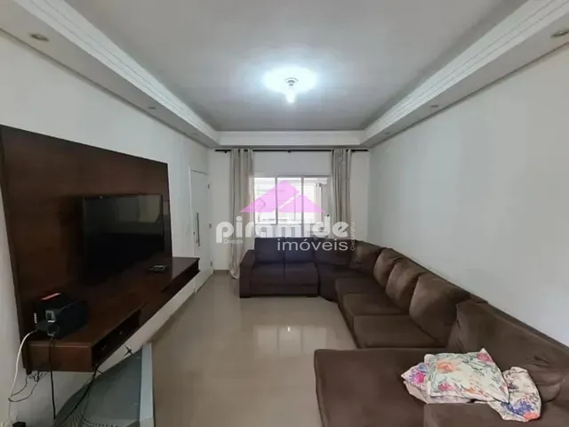 Casa 3 quartos e 3 banheiros, à venda, no bairro jardim das industrias em São José dos Campos