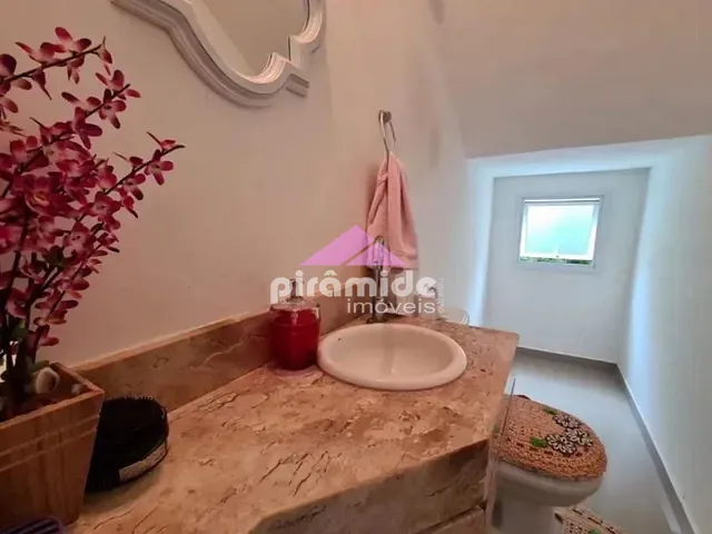 Casa 3 quartos e 3 banheiros, à venda, no bairro jardim das industrias em São José dos Campos