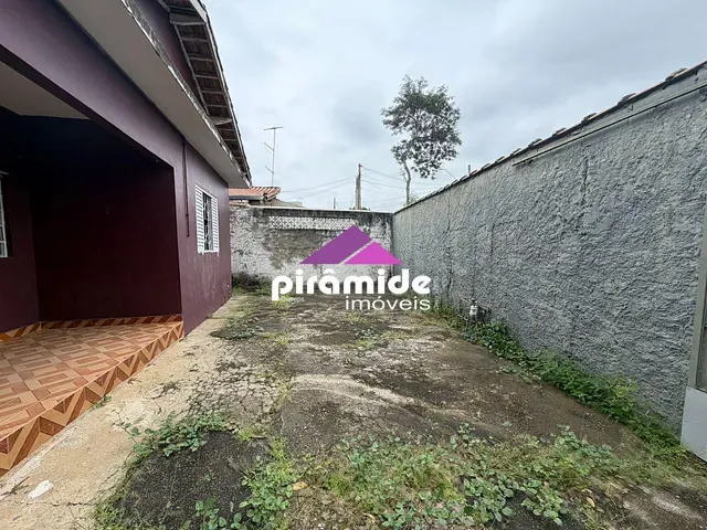 Casa 3 quartos e 1 banheiro, à venda, no bairro Cidade Morumbi em São José dos Campos