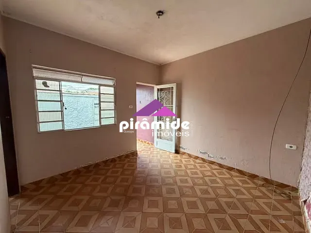 Casa 3 quartos e 1 banheiro, à venda, no bairro Cidade Morumbi em São José dos Campos