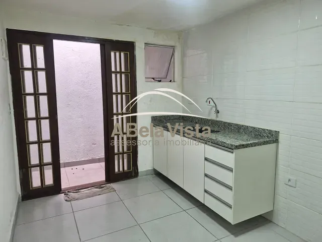 Casa 1 quarto e 1 banheiro, para alugar, no bairro Vila Osasco em Osasco