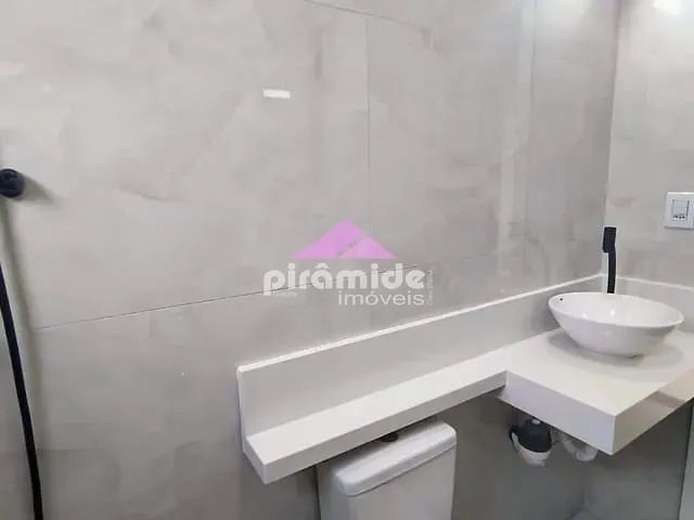 Casa 3 quartos e 2 banheiros, à venda, no bairro Residencial Alta Vista 2 em Caçapava