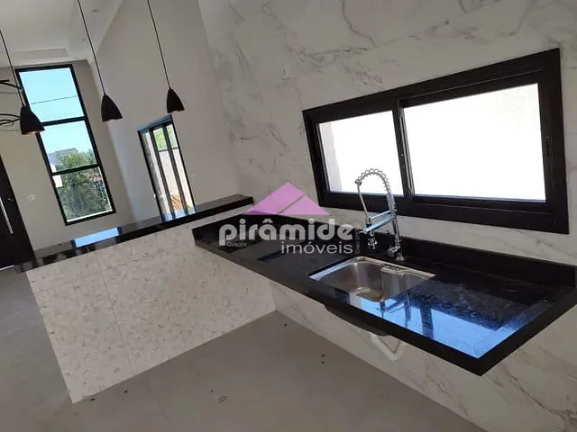 Casa 3 quartos e 2 banheiros, à venda, no bairro Residencial Alta Vista 2 em Caçapava