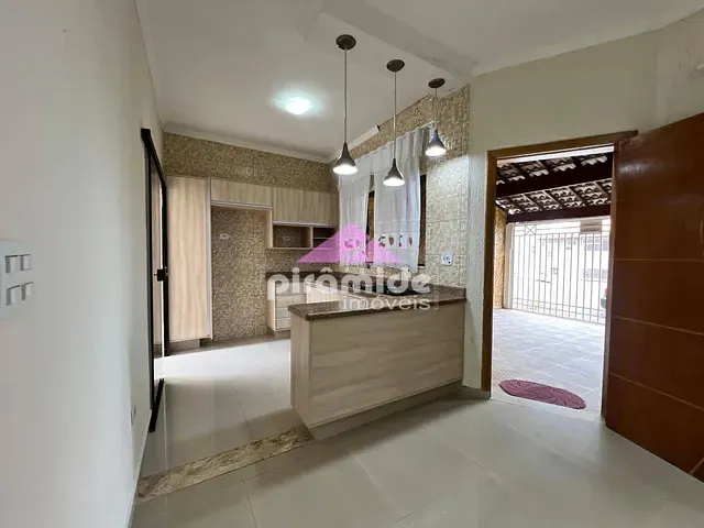Casa com 140m² 2 quartos e 2 banheiros, à venda, no bairro Jardim Santa Júlia em São José dos Campos