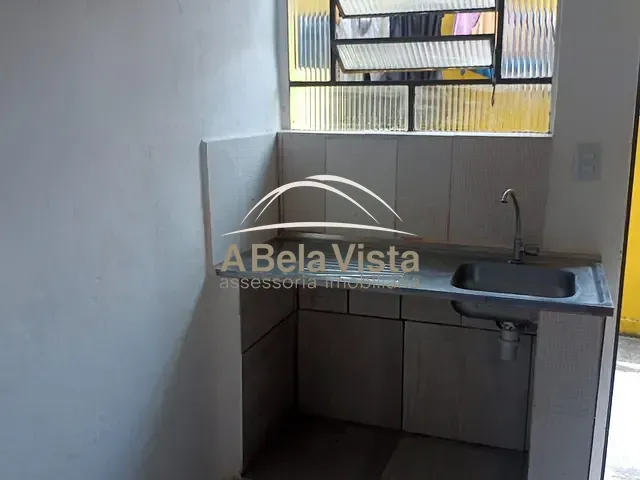 Casa 1 quarto e 1 banheiro, para alugar, no bairro Pestana em Osasco