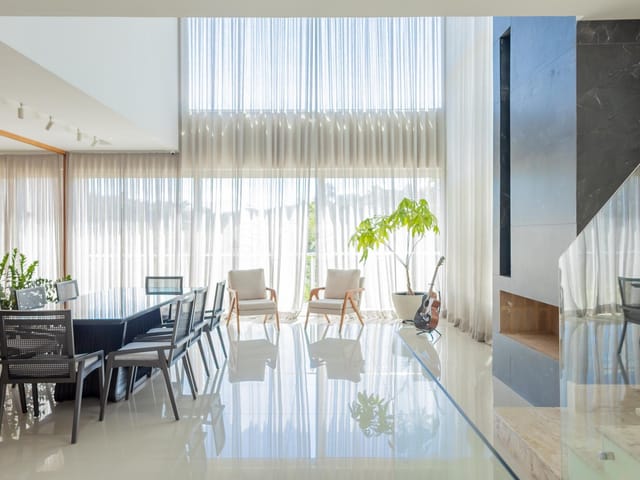 Casa com 478m² 4 quartos e 7 banheiros, à venda, no bairro Alphaville em Santana de Parnaíba